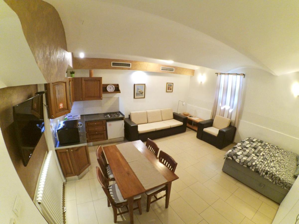 Apartment Carla Studio Zagreb